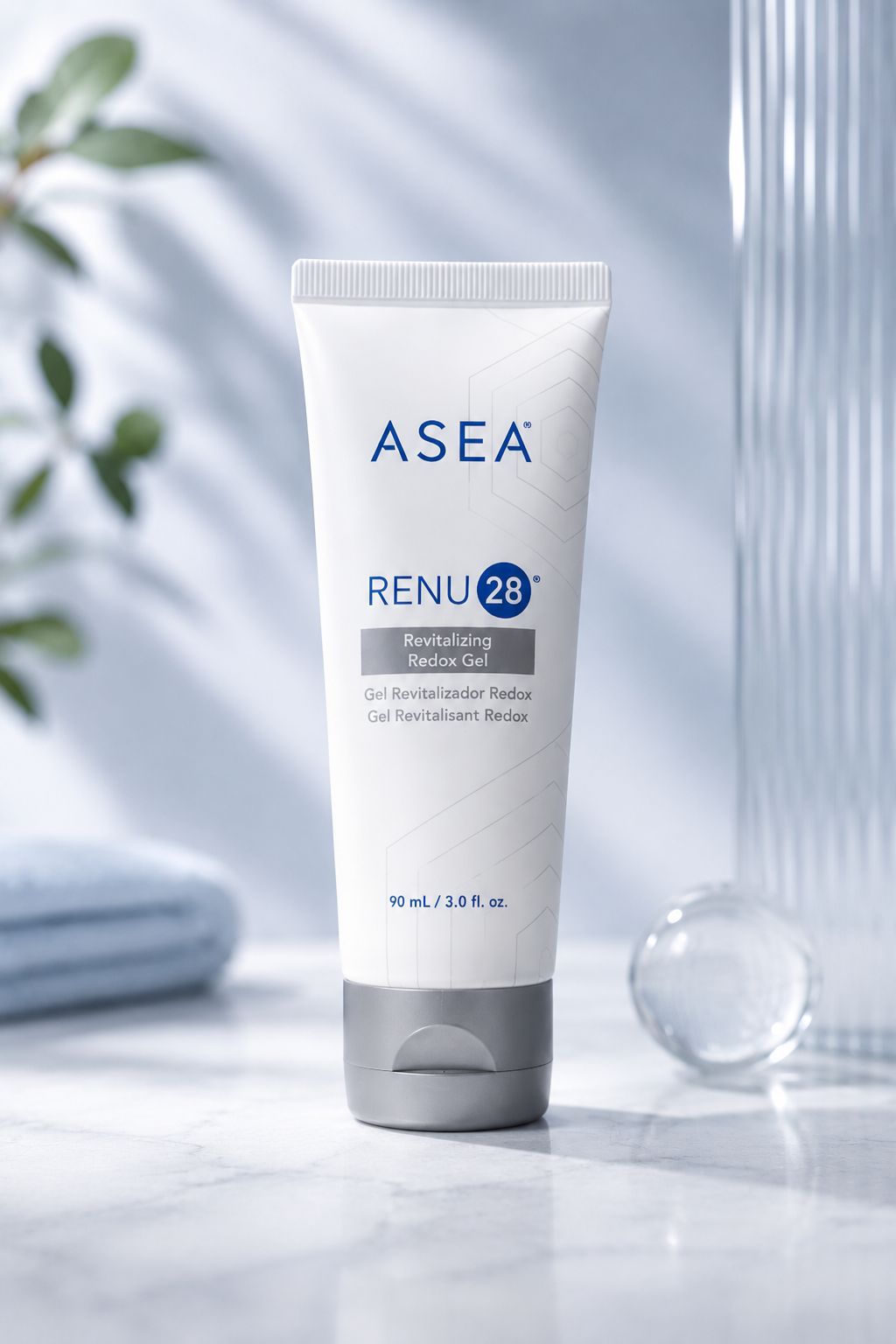 ASEA RENU28 – Revitalizing Redox Gel ASEA RENU28 Revitalizing Redox Gel in modernem Premium-Design auf heller Wellness-Oberfläche.